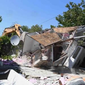 osmangazi belediyesi kacak yapilari yikiyor gbr3FfFW