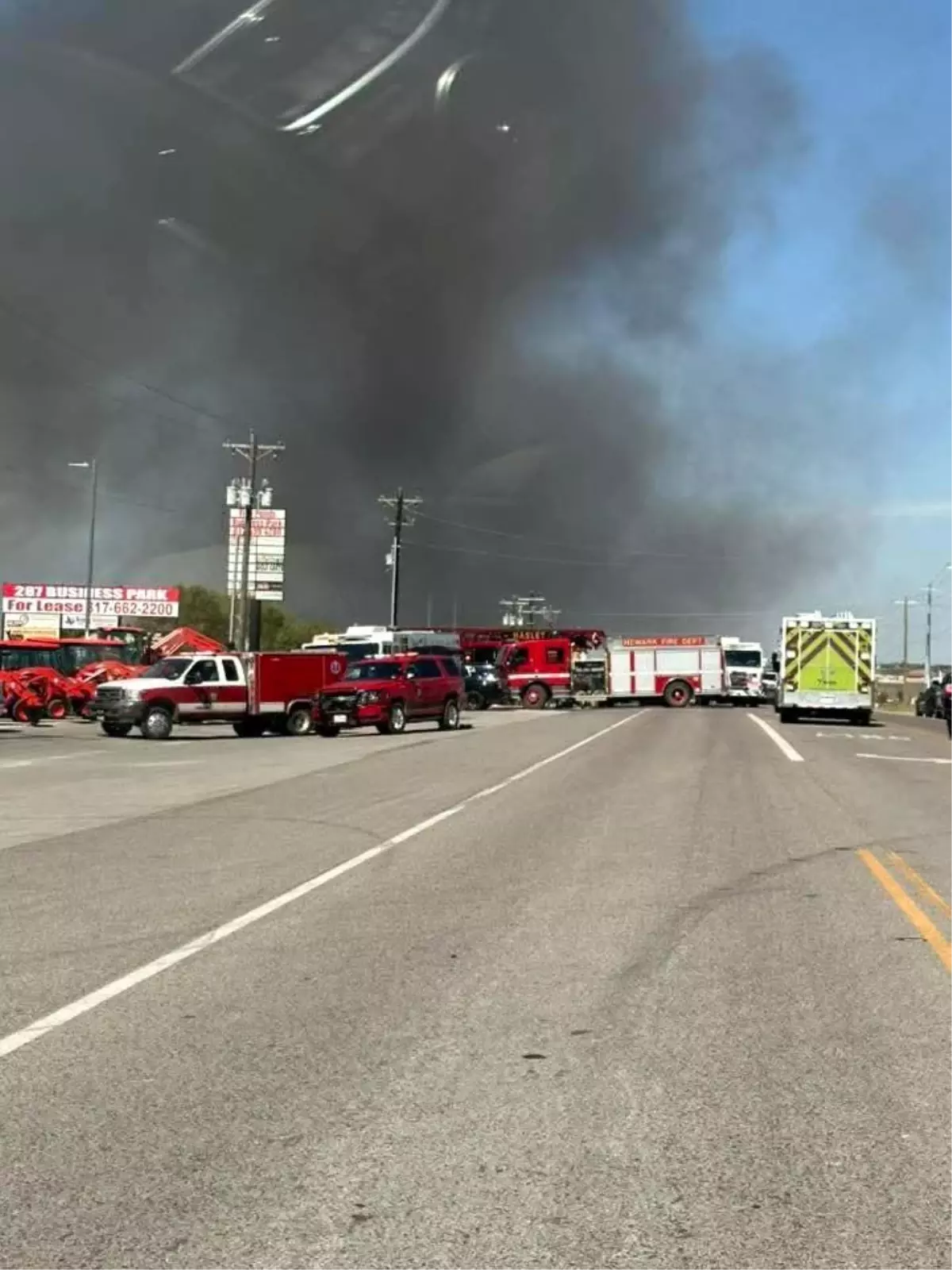 teksasta kucuk ucak park alanina dustu 2 olu Ai8XrB2C.jpg