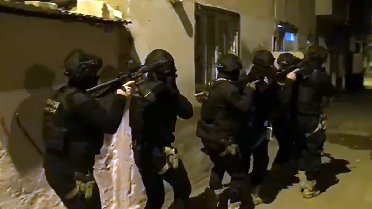 adanada sosyal medyada deas propagandasi yapan 3 supheli tutuklandi J1wJE9LC.jpg