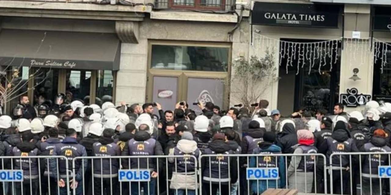 nazim dastan ve cihan bilgin icin yapilan basin aciklamasinda gozaltina alinan gazeteciler beraat etti FU6pmpsT.jpg