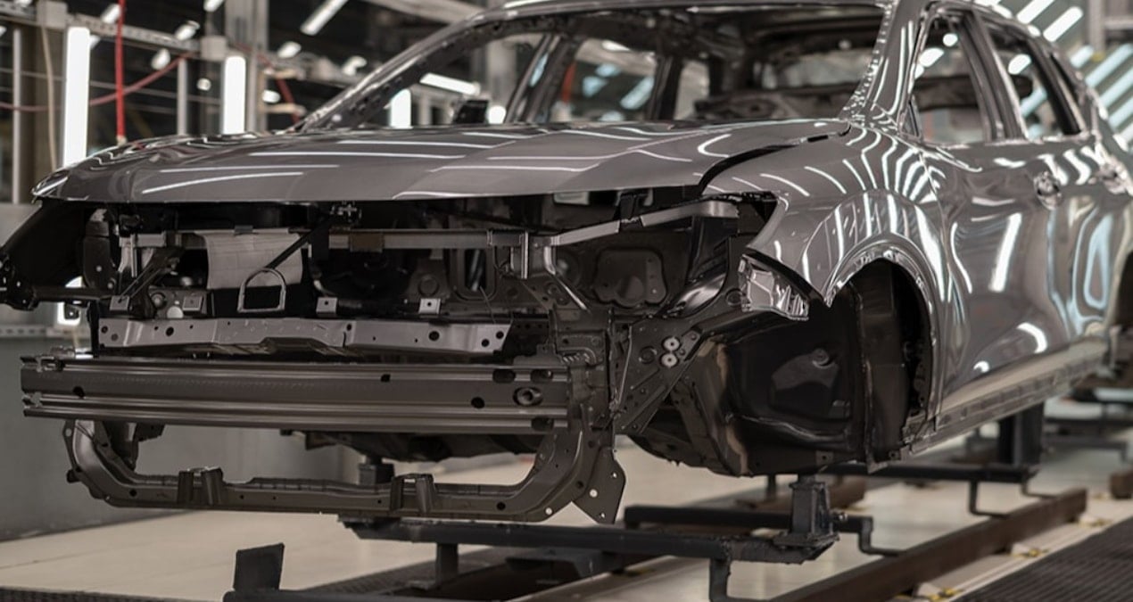 Otomotiv devi rakip aracı parçalayınca buldukları şoke etti: ‘Duygulandık’ açıklaması geldi