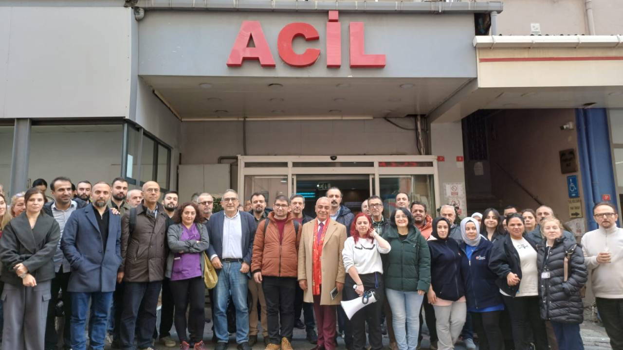 Özel hastanede emekçi kıyımı: Depreme dayanıksız gerekçesiyle kapı önüne