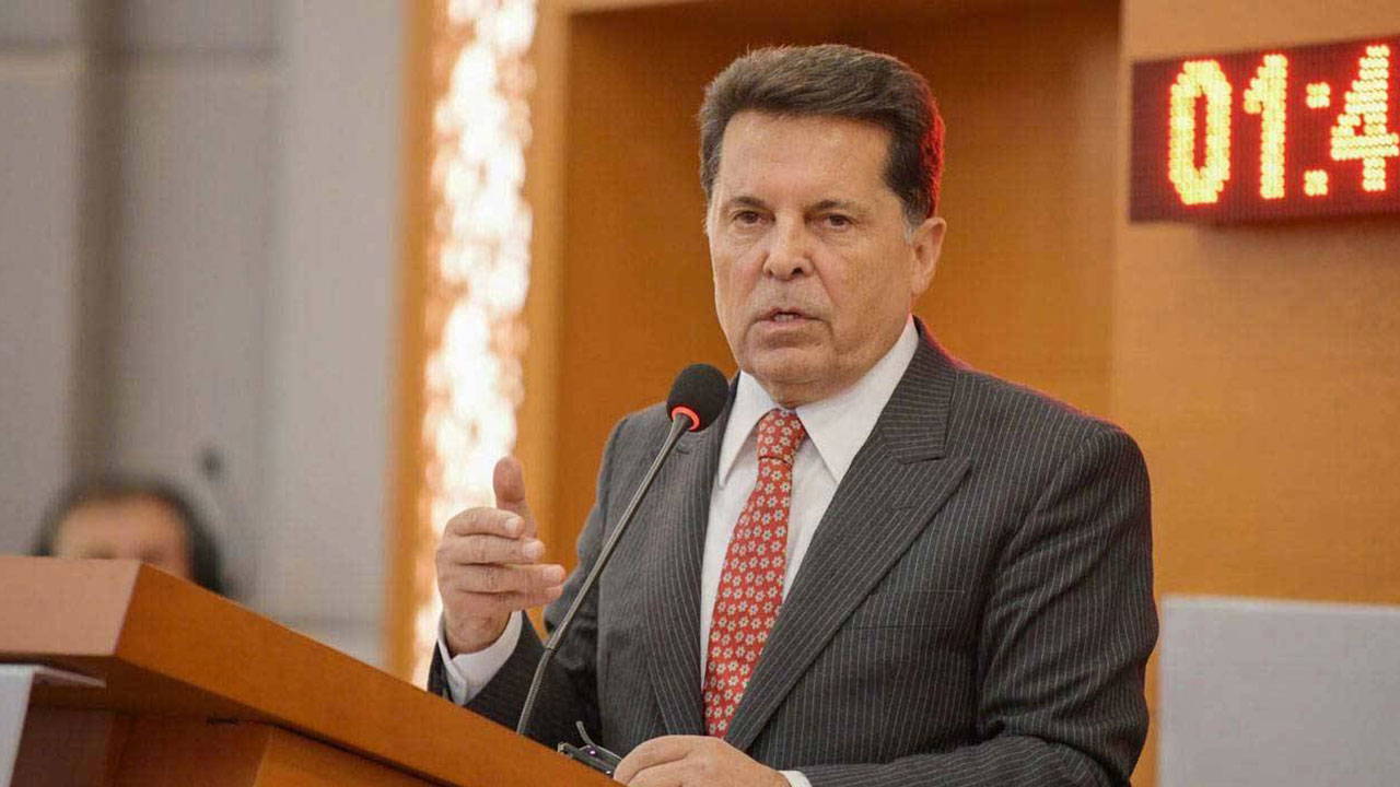 son dakika aziz ihsan aktas sorusturmasinda yeni gelisme ahmet ozere takipsizlik karari jKIXEEUY.jpg