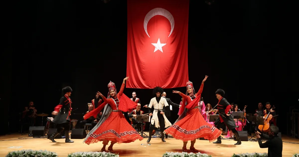 turk dunyasindan kayseri talasa gorkemli veda 143W9VUj.webp