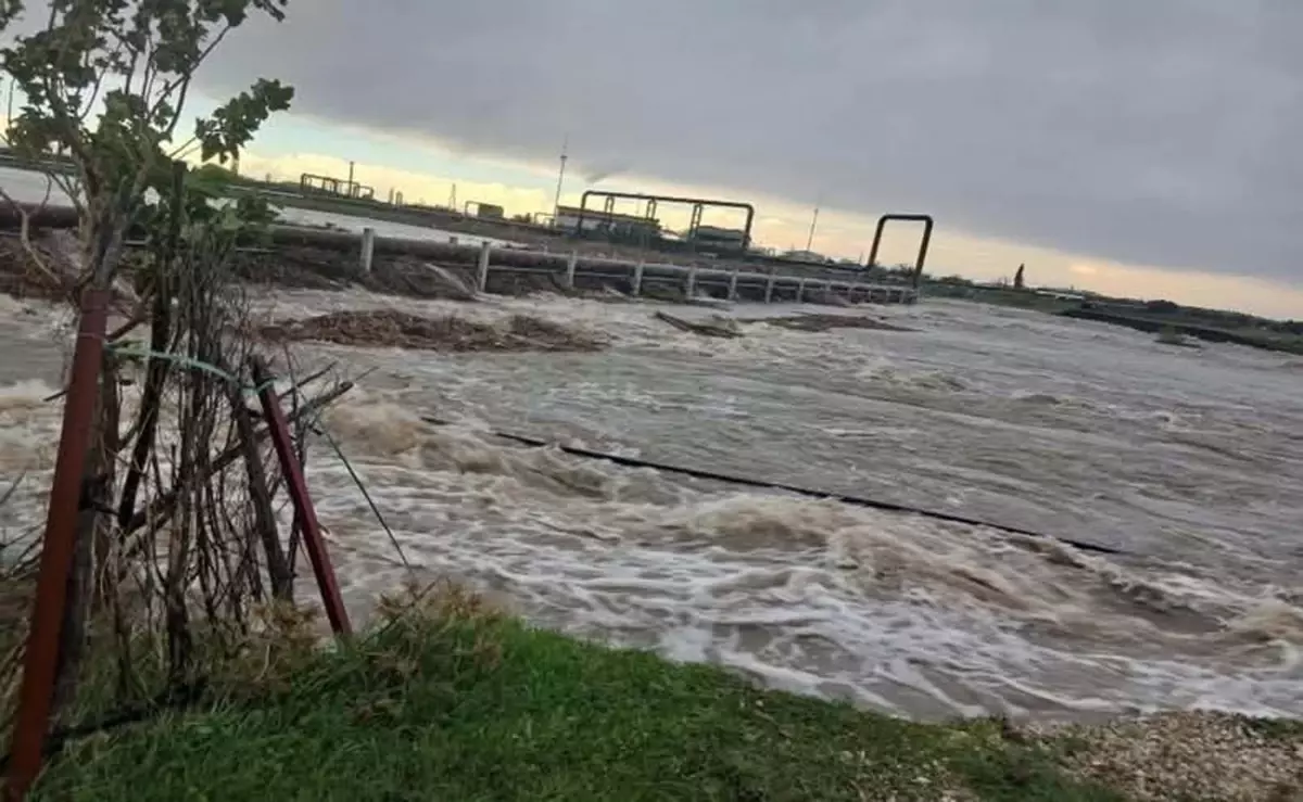 Çanakkale’de Sağanak: Tuzla Çayı Taştı