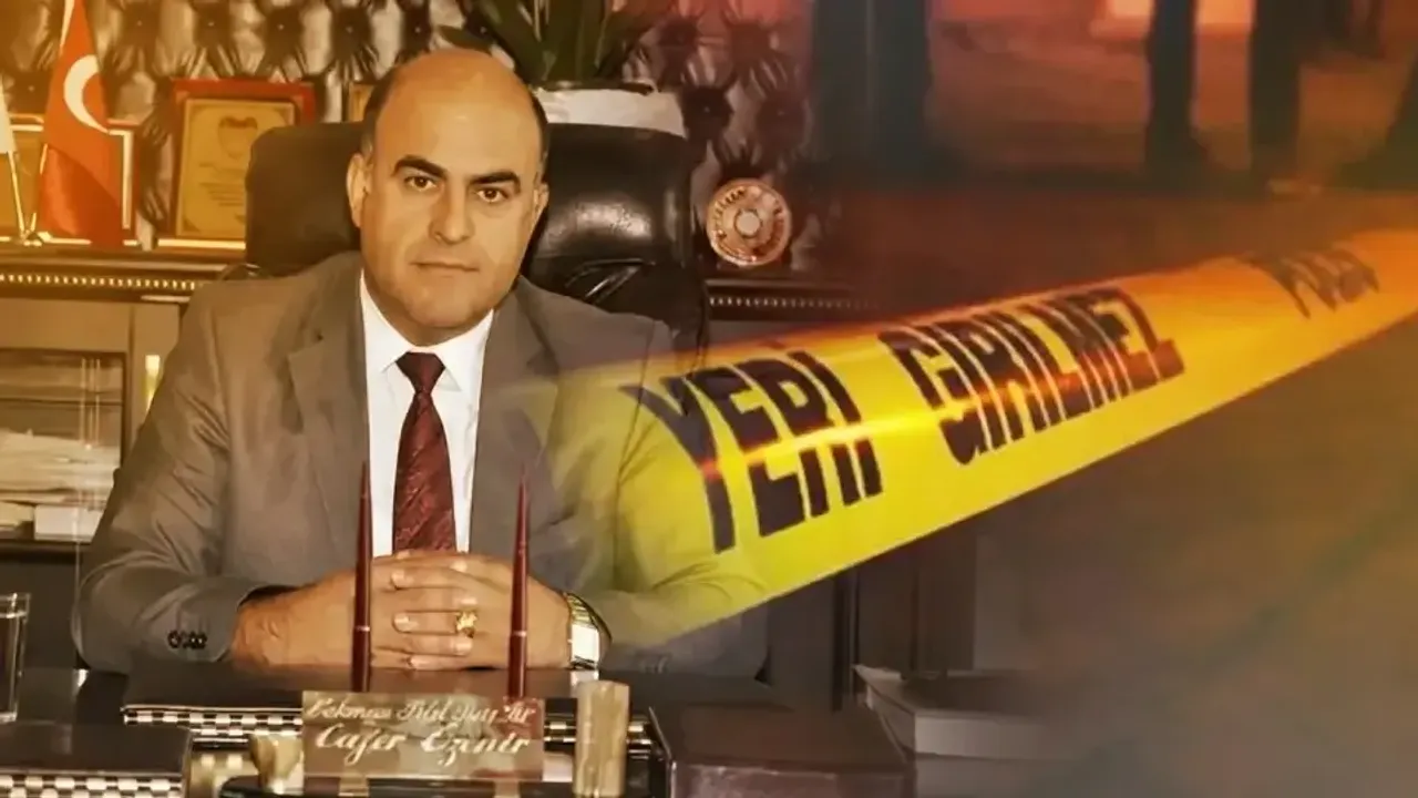 Doktor baba, oğlunun baltalı saldırısında hayatını kaybetti